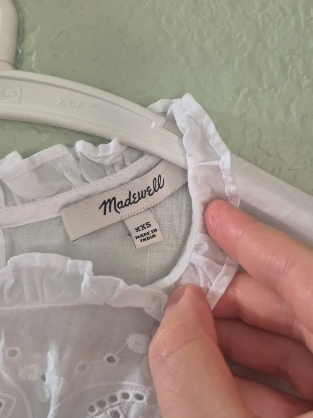 Madewell White Eyelet Embroidered Blouse — NWT 🤍